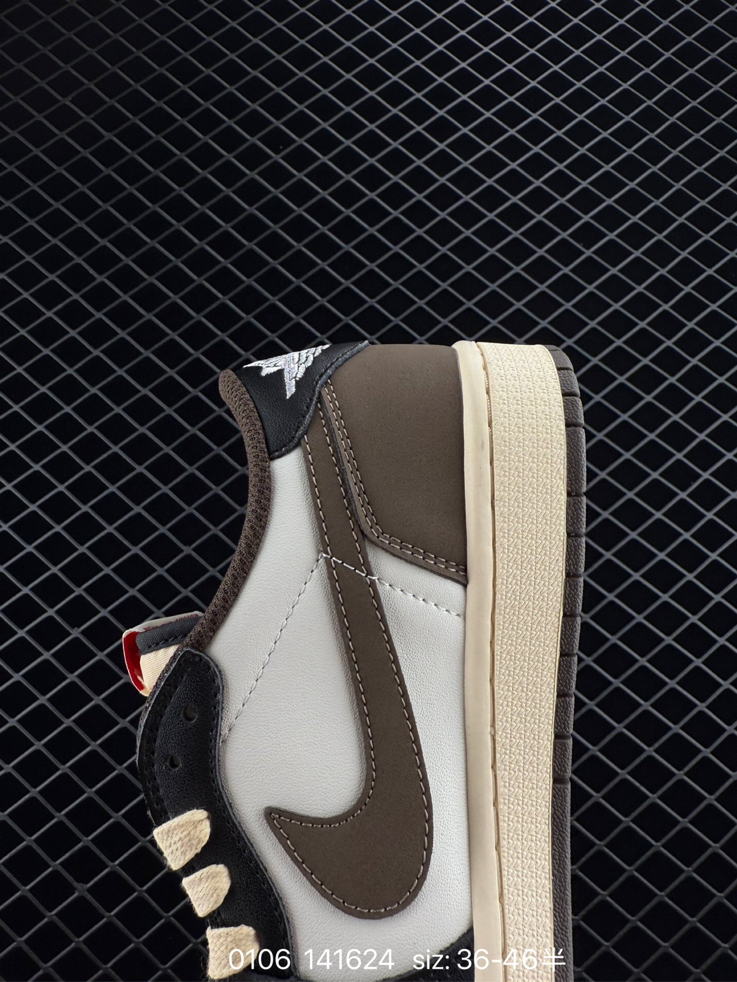 Travis Scott x Air Jordan 1 ” Reverse Mocha “